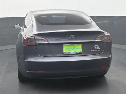 2019 Tesla Model 3 Performance