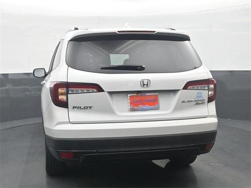 2022 Honda Pilot Black Edition