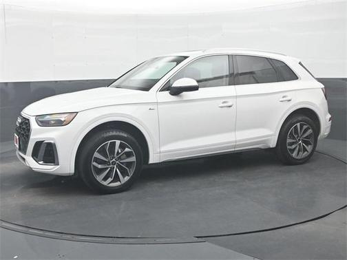 2024 Audi Q5 45 S line quattro Premium