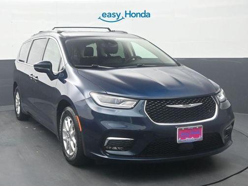 Fathom Blue Pearlcoat 2022 Chrysler Pacifica Touring-L