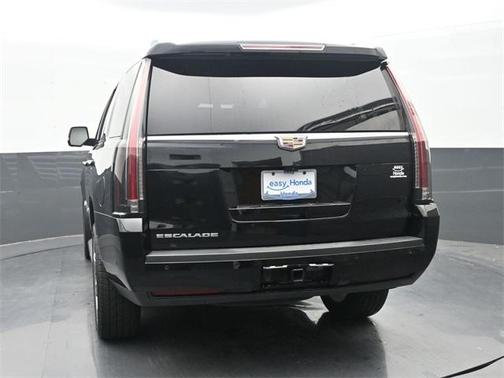 2020 Cadillac Escalade Luxury