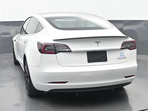 2020 Tesla Model 3 Performance