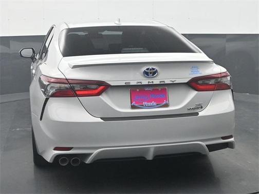 2024 Toyota Camry Hybrid SE