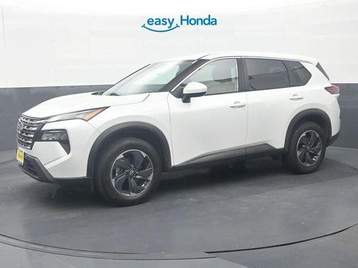 Pearl 2024 Nissan Rogue SV