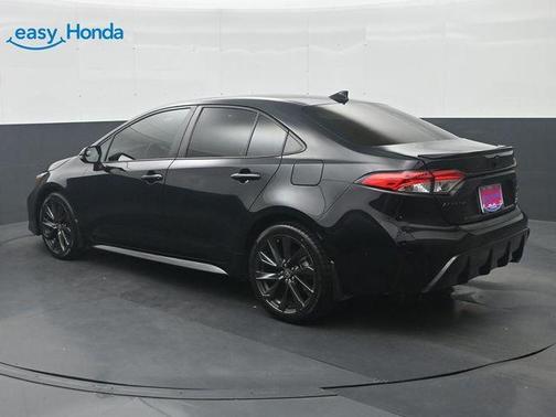 Midnight Black Metallic 2024 Toyota Corolla SE