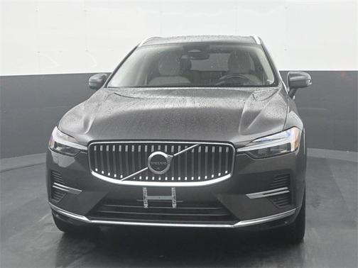 2022 Volvo XC60 Recharge Plug-In Hybrid T8 Inscription