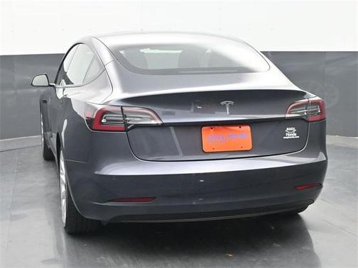 2022 Tesla Model 3 Base
