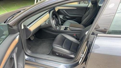 2022 Tesla Model 3 Base