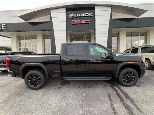2022 GMC Sierra 2500 AT4