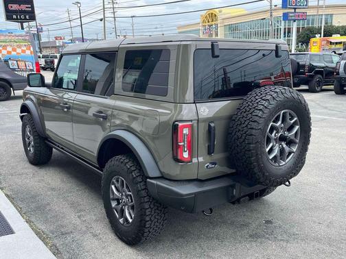Marsh Gray 2025 Ford Bronco Badlands