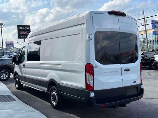 2023 Ford Transit-250 Base
