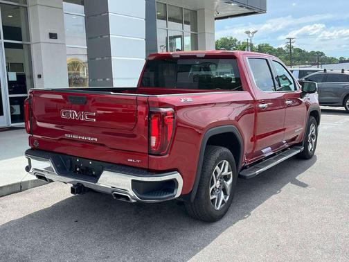 Volcanic Red Tintcoat 2023 GMC Sierra 1500 SLT