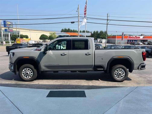 2025 GMC Sierra 2500 SLE
