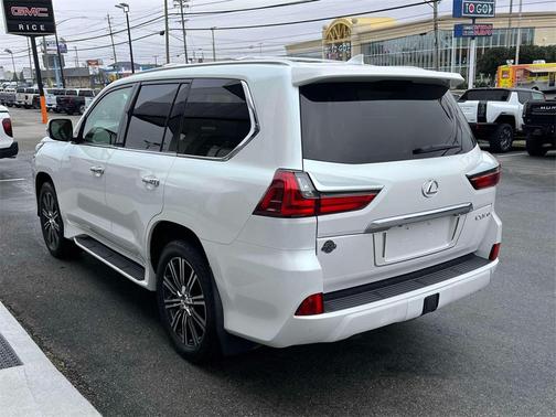 2018 Lexus LX 570 Base
