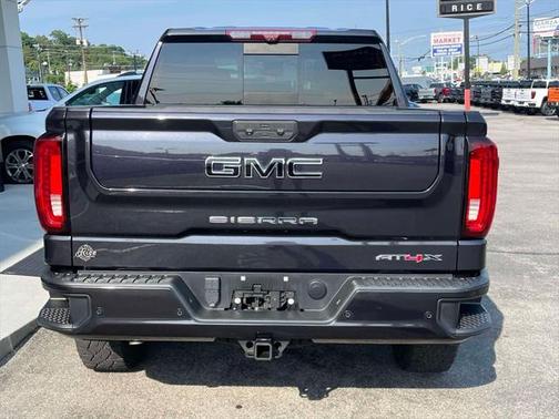 2022 GMC Sierra 1500 AT4X