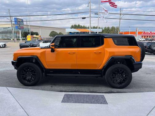 Interstellar White 2025 GMC HUMMER EV SUV 2X