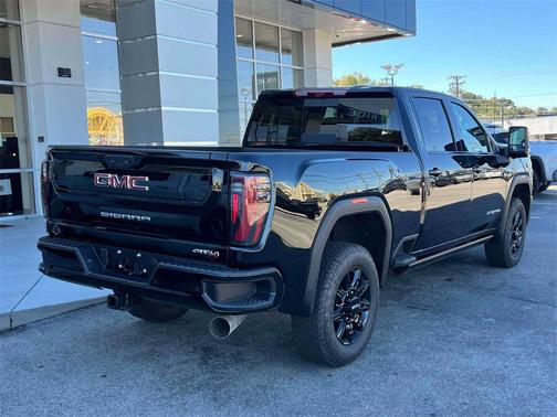 2026 GMC Sierra 2500 AT4