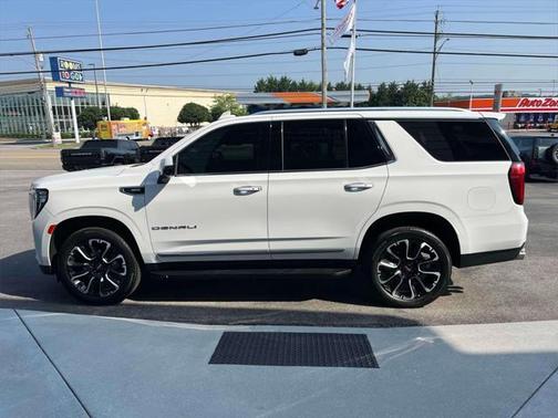 2022 GMC Yukon Denali