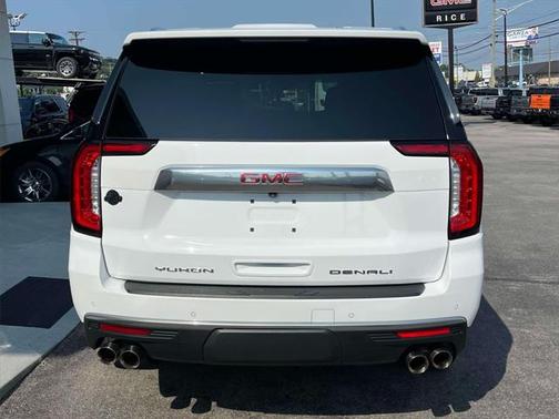 2022 GMC Yukon Denali