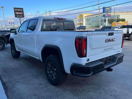 2025 GMC Sierra 1500 AT4X