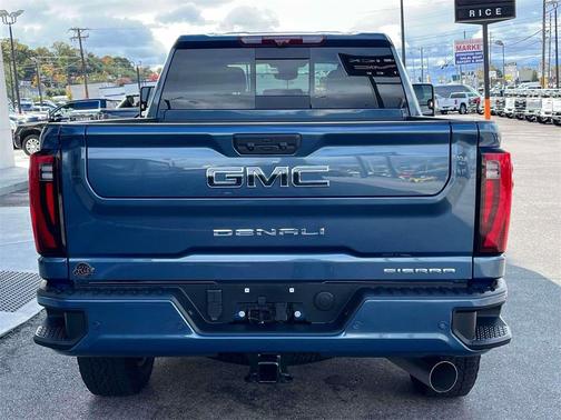 2025 GMC Sierra 2500 Denali Ultimate