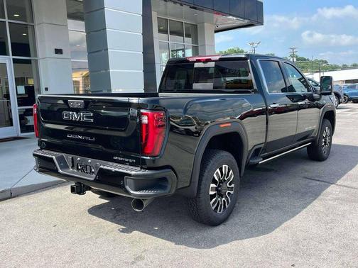 Onyx Black 2026 GMC Sierra 2500 Denali Ultimate