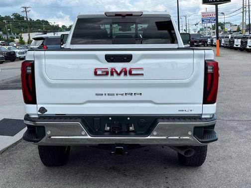 Summit White 2026 GMC Sierra 2500 SLT