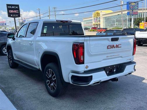 2025 GMC Sierra 1500 AT4