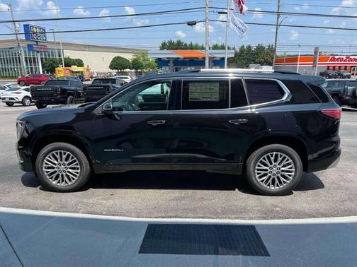 2025 GMC Acadia Denali