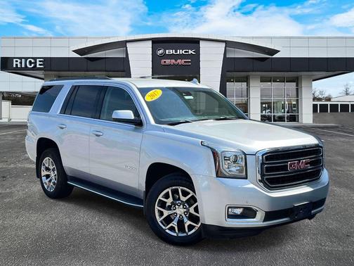 Quicksilver Metallic 2017 GMC Yukon SLT