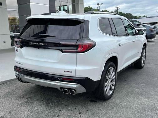 2025 GMC Acadia Denali