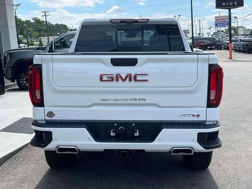 Summit White 2026 GMC Sierra 1500 AT4