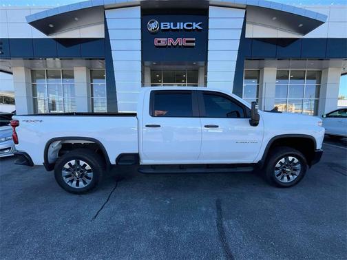 2022 Chevrolet Silverado 2500 Custom
