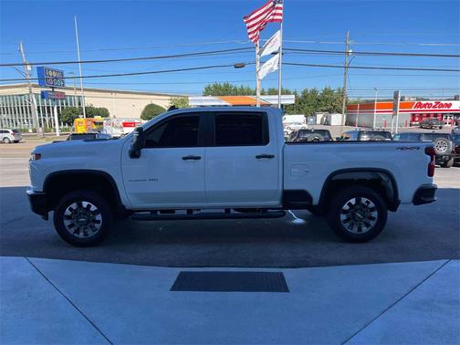 2022 Chevrolet Silverado 2500 Custom