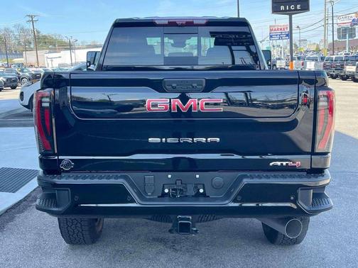 Onyx Black 2026 GMC Sierra 2500 AT4