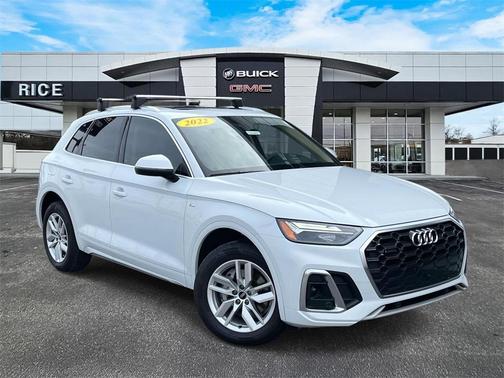 2022 Audi Q5 45 S line Premium