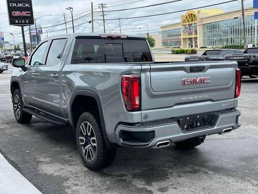 2025 GMC Sierra 1500 AT4