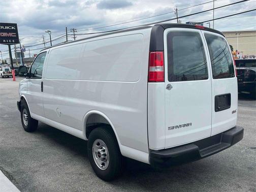 2025 GMC Savana 2500 Work Van