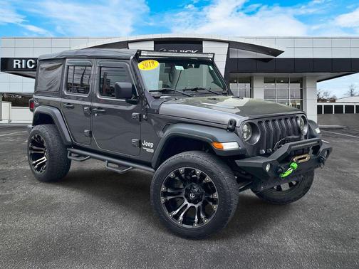 Granite Crystal Metallic Clearcoat 2018 Jeep Wrangler Unlimited Sport