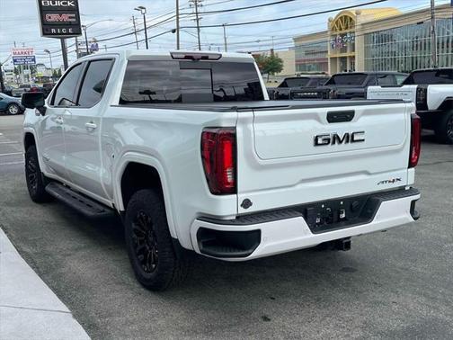 2022 GMC Sierra 1500 AT4X