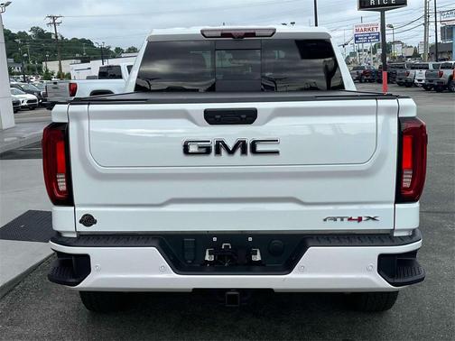 2022 GMC Sierra 1500 AT4X