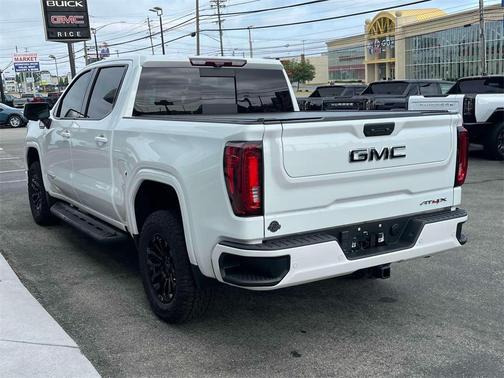 2022 GMC Sierra 1500 AT4X