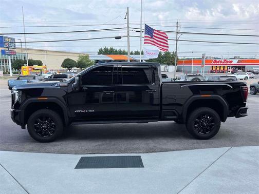 2025 GMC Sierra 2500 AT4