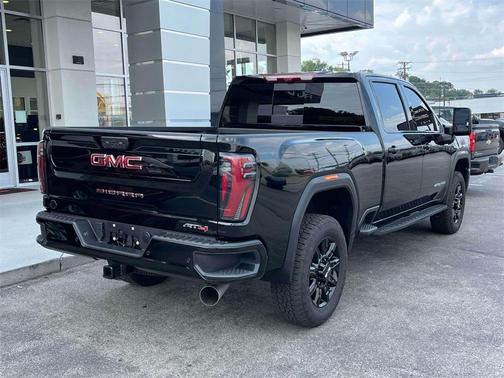 2025 GMC Sierra 2500 AT4