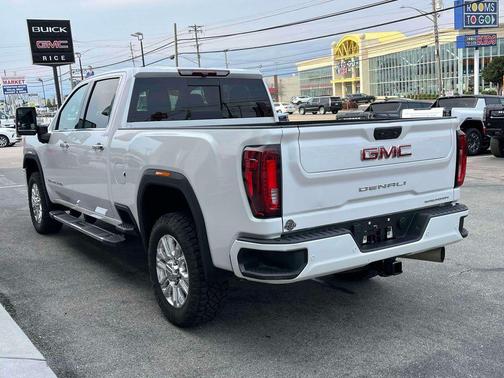 2023 GMC Sierra 2500 Denali