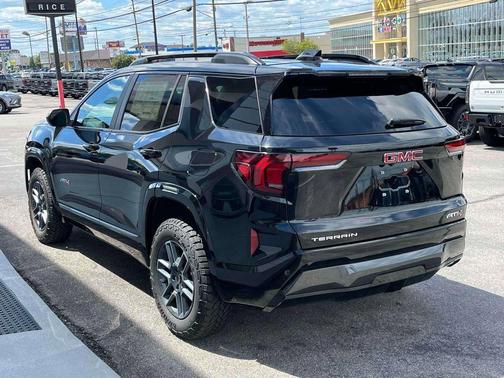 2026 GMC Terrain AWD AT4