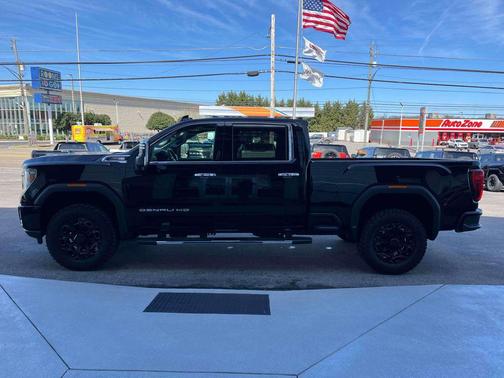 2023 GMC Sierra 2500 Denali