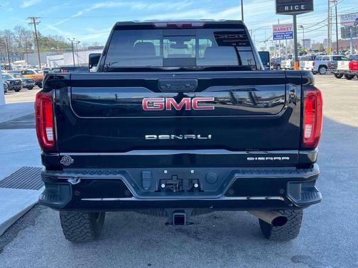 2023 GMC Sierra 2500 Denali