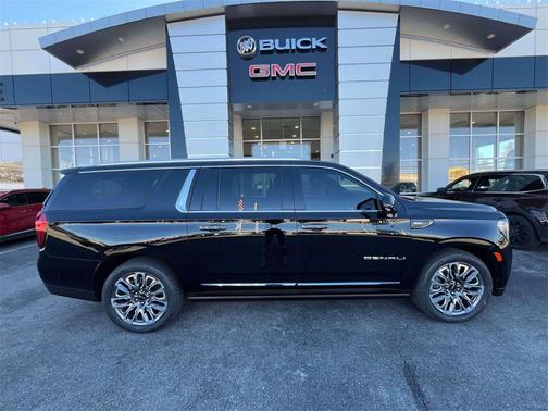 2023 GMC Yukon XL Denali Ultimate
