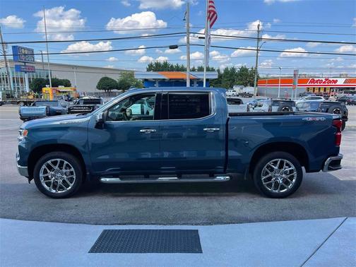 2024 Chevrolet Silverado 1500 LTZ